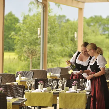 Hotel Restaurant Zeiskamer Muehle 3*