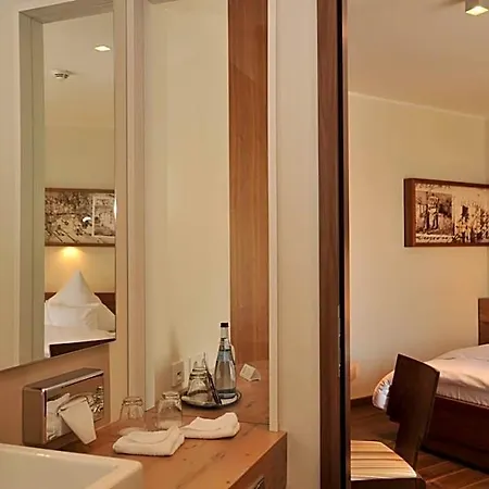 Hotell Hotel Restaurant Zeiskamer Muehle Zeiskam