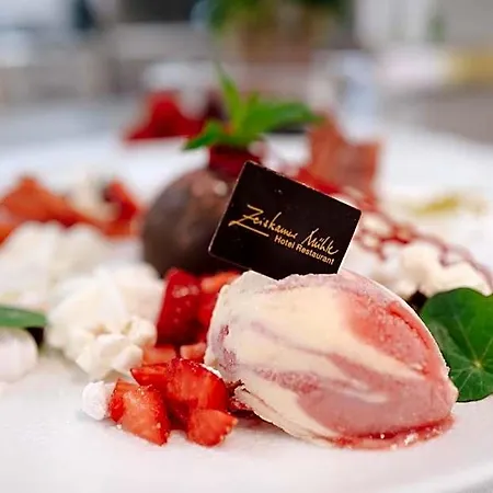 Hotel Restaurant Zeiskamer Muehle 3*