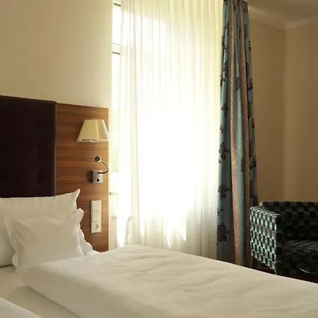 Restaurant Zeiskamer Muehle 호텔 3*