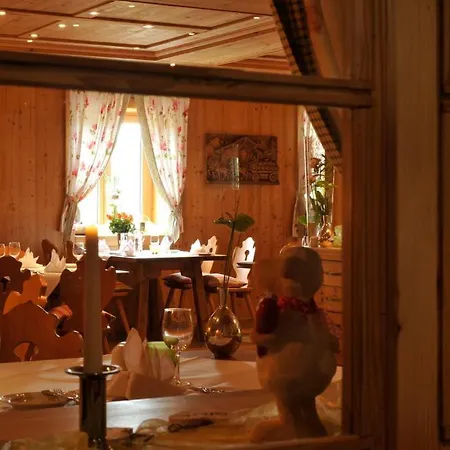 Hotell Hotel Restaurant Zeiskamer Muehle 3*